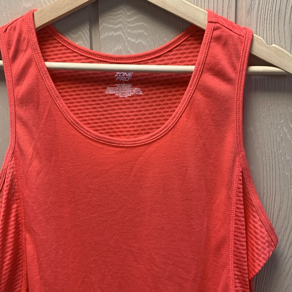 Zone Pro Tank Top - Picture 4 of 8